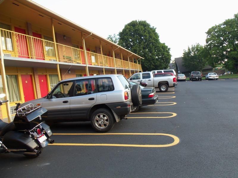 Royal Inn Motel Front Royal Buitenkant foto